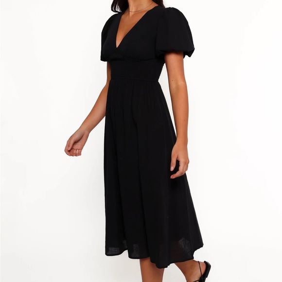 Petal & Pup Dresses & Skirts - Petal and Pup Robbie Short Sleeve - Black, new with tags